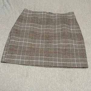 Plaid express skirt. Never worn new with tags!